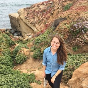 Meet your Posher, Katelyn